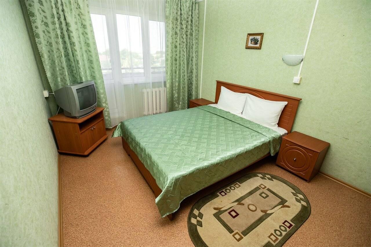 Эконом 2 в блоке